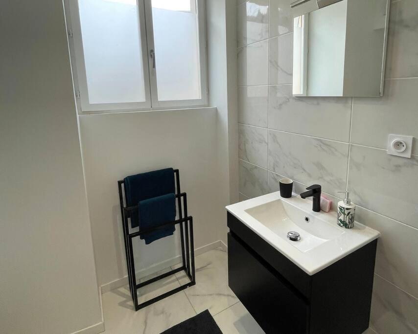 Yokohama, Duplex Avec Jardin Διαμέρισμα Μπουρζ Εξωτερικό φωτογραφία